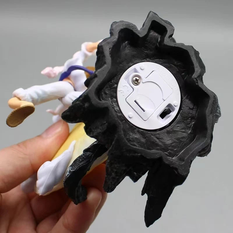 Figurine Luffy Gear 5 – One Piece | PVC 14 cm avec Décor Lunaire