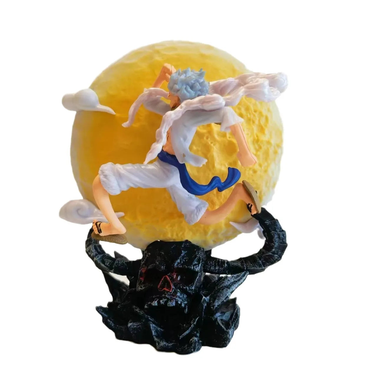Figurine Luffy Gear 5 – One Piece | PVC 14 cm avec Décor Lunaire